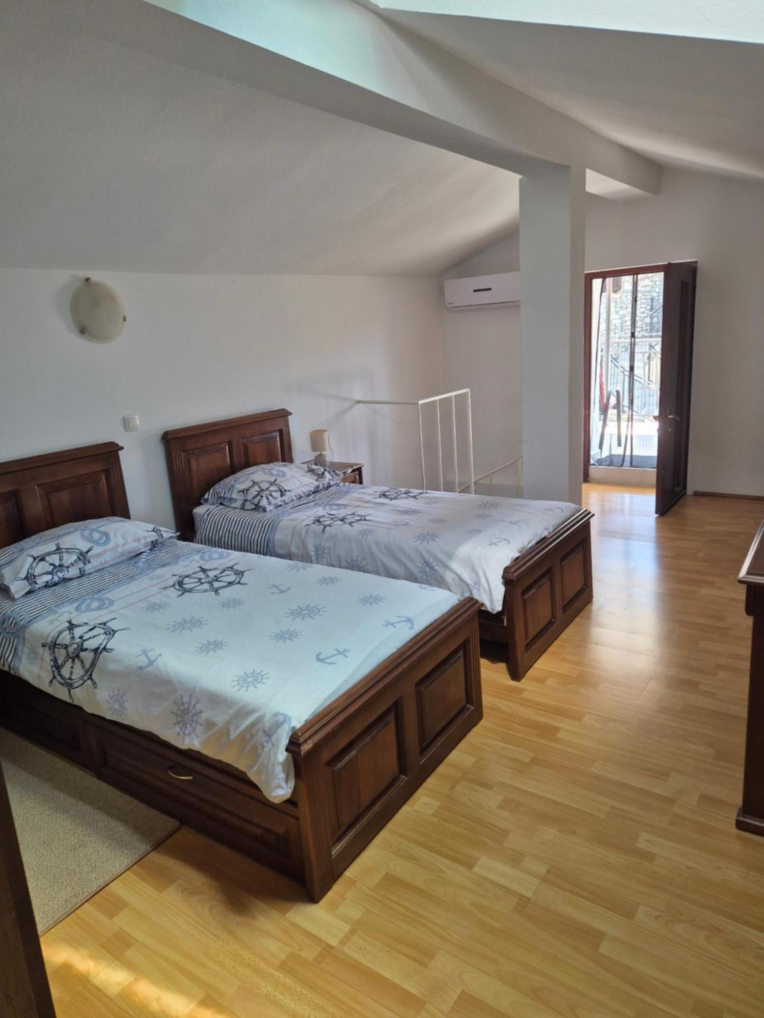 Kuca Za Odmor Petra Apartment Cepljani ภายนอก รูปภาพ