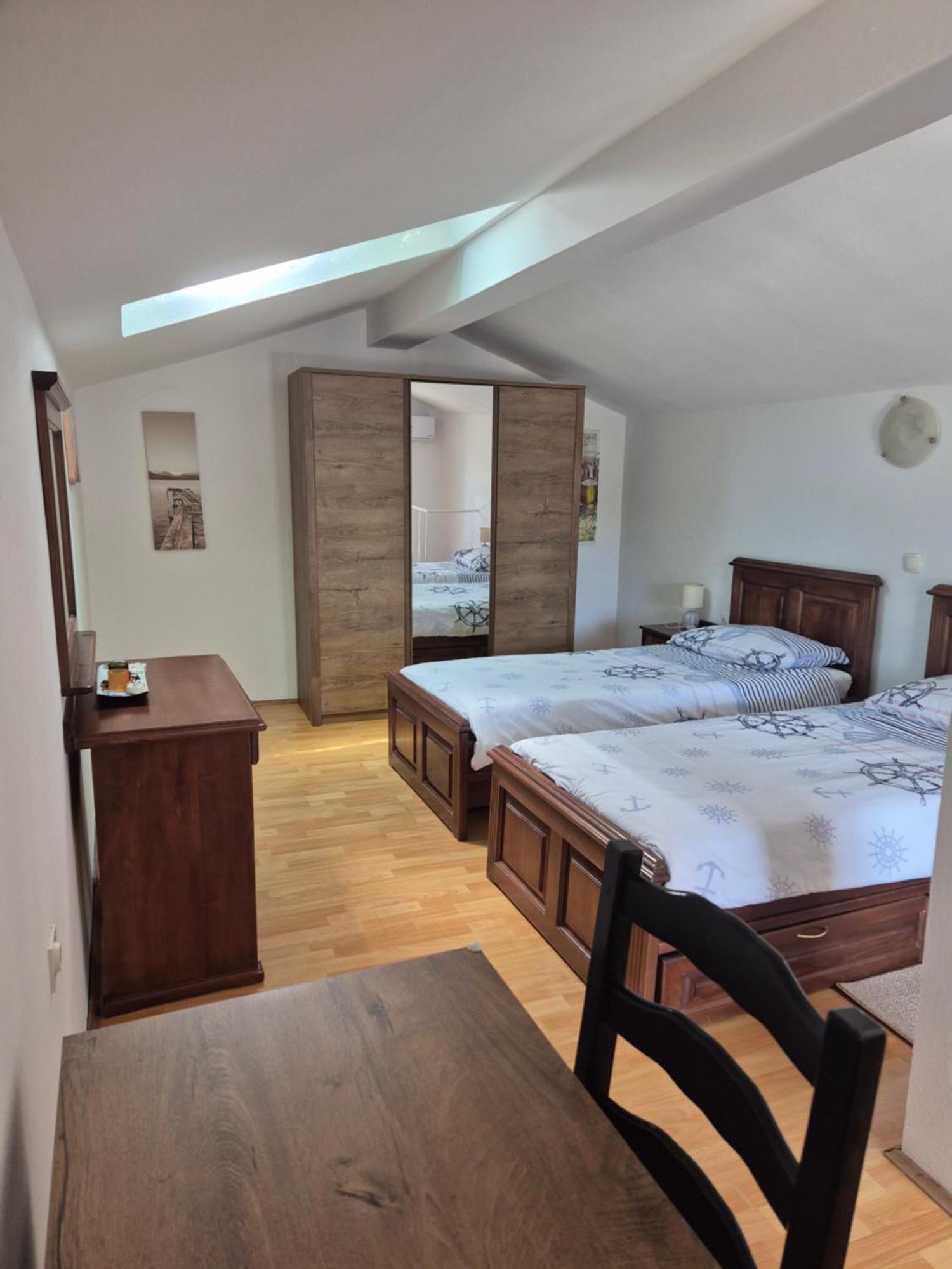 Kuca Za Odmor Petra Apartment Cepljani ภายนอก รูปภาพ